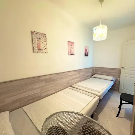 Apartsalou Pepa Exterior photo